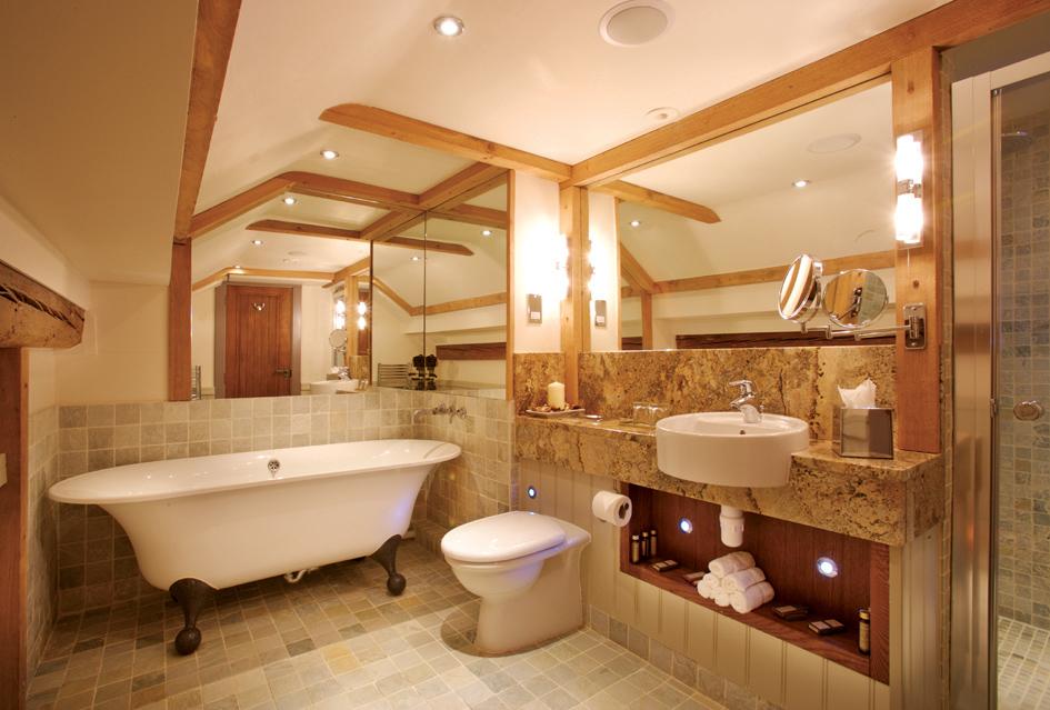 The Farmhouse Hotel And Restaurant Saint Saviour Экстерьер фото