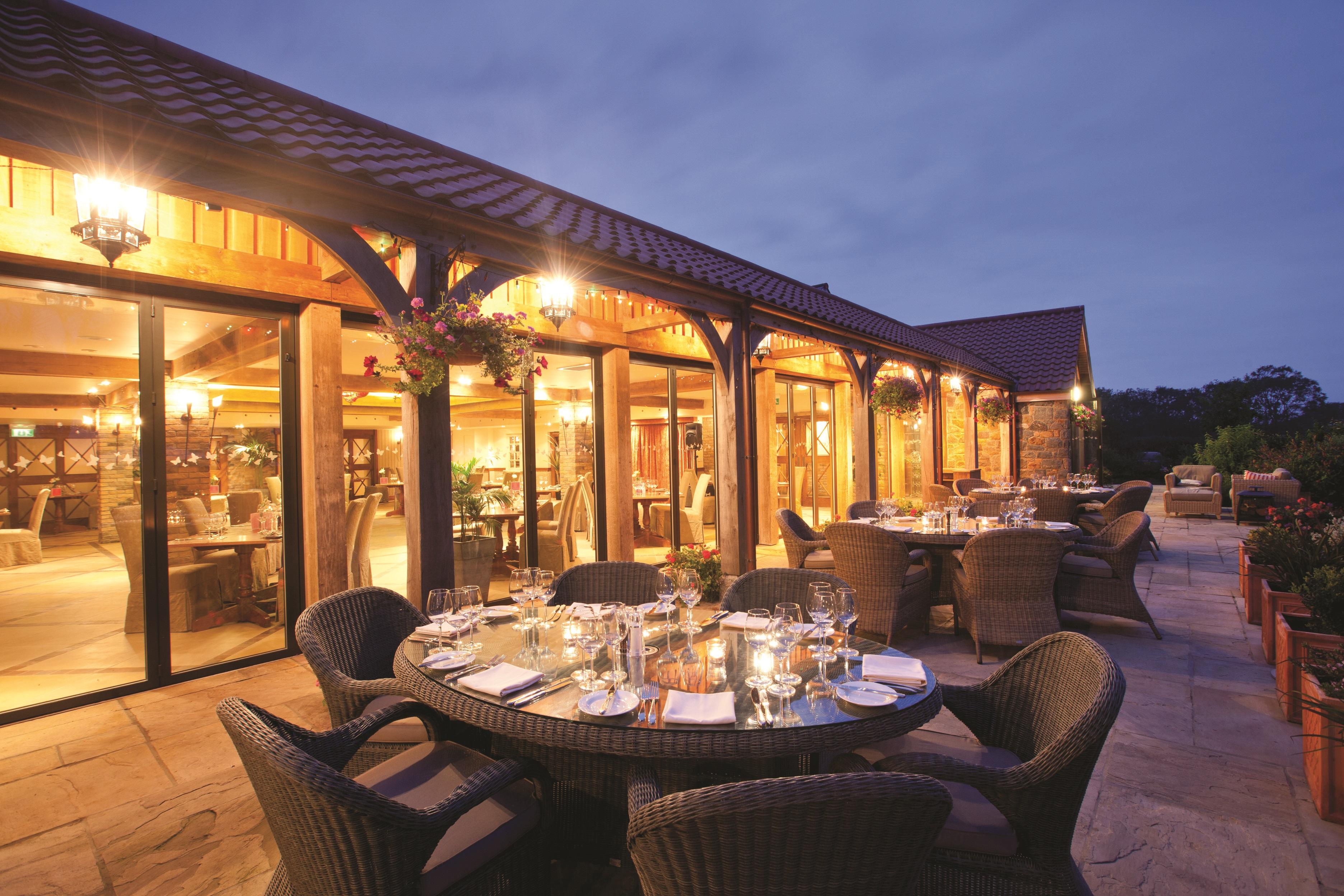 The Farmhouse Hotel And Restaurant Saint Saviour Удобства фото