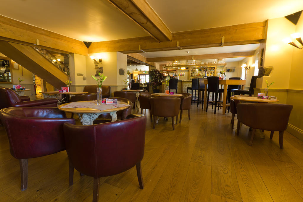 The Farmhouse Hotel And Restaurant Saint Saviour Удобства фото