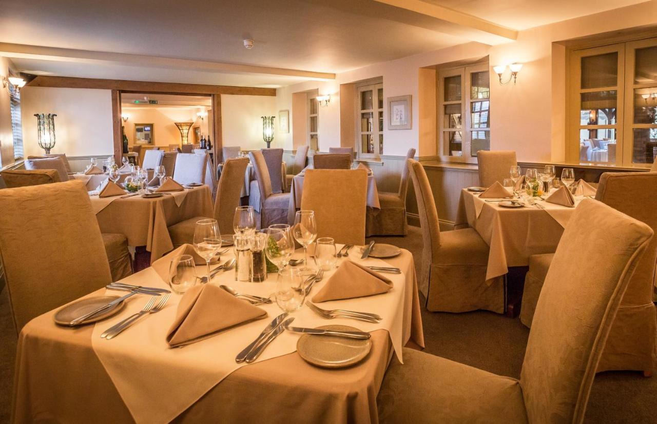 The Farmhouse Hotel And Restaurant Saint Saviour Экстерьер фото
