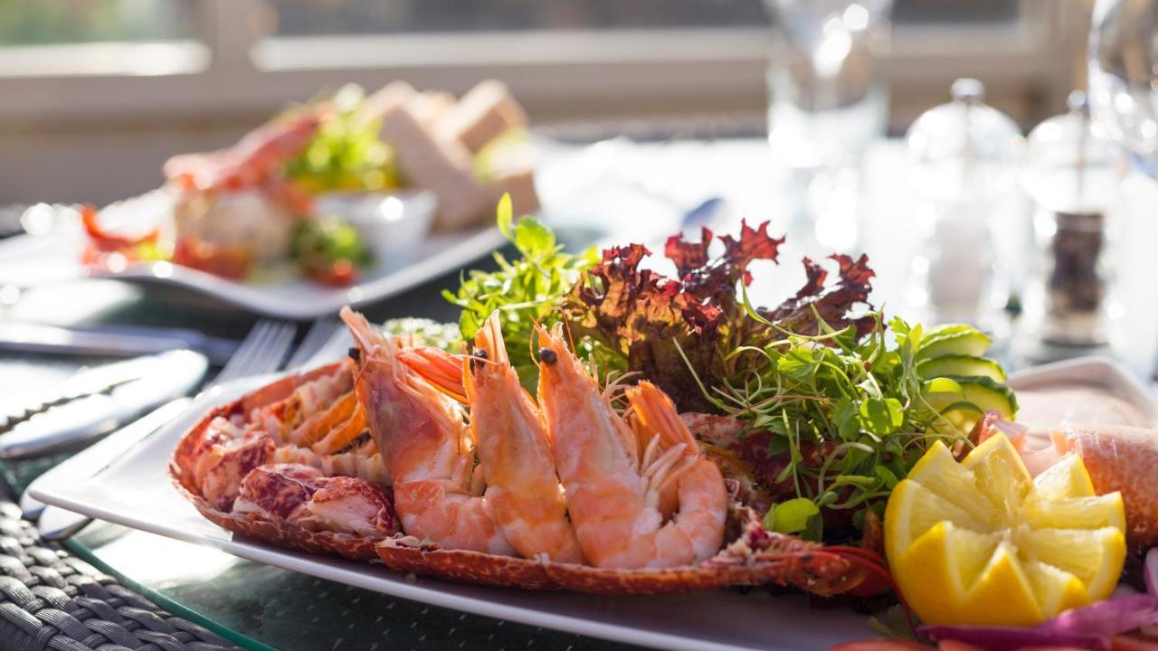 The Farmhouse Hotel And Restaurant Saint Saviour Экстерьер фото
